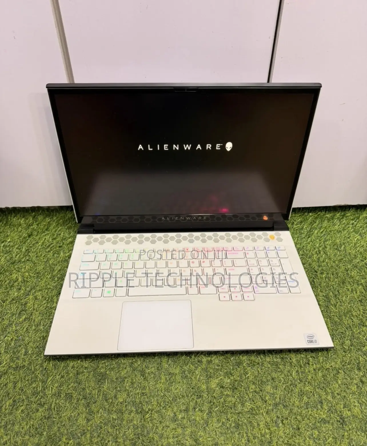 Laptop Alienware M17 R4 16GB Intel Core i7 SSD 1T