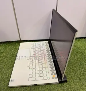 Laptop Alienware M17 R4 16GB Intel Core i7 SSD 1T