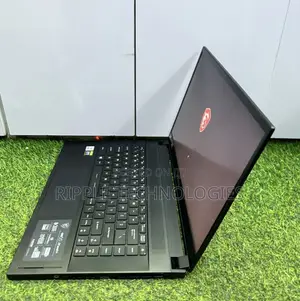 Laptop MSI GS66 Stealth 10SGS 16GB Intel Core i7 SSD 512GB