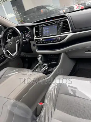 Toyota Highlander 2017 Gray