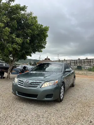 Toyota Camry SE 4dr Sedan (2.5L 4cyl 6AM) 2010 Green