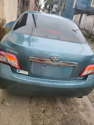 Toyota Camry XLE 4dr Sedan (2.4L 4cyl 5A) 2009 Green