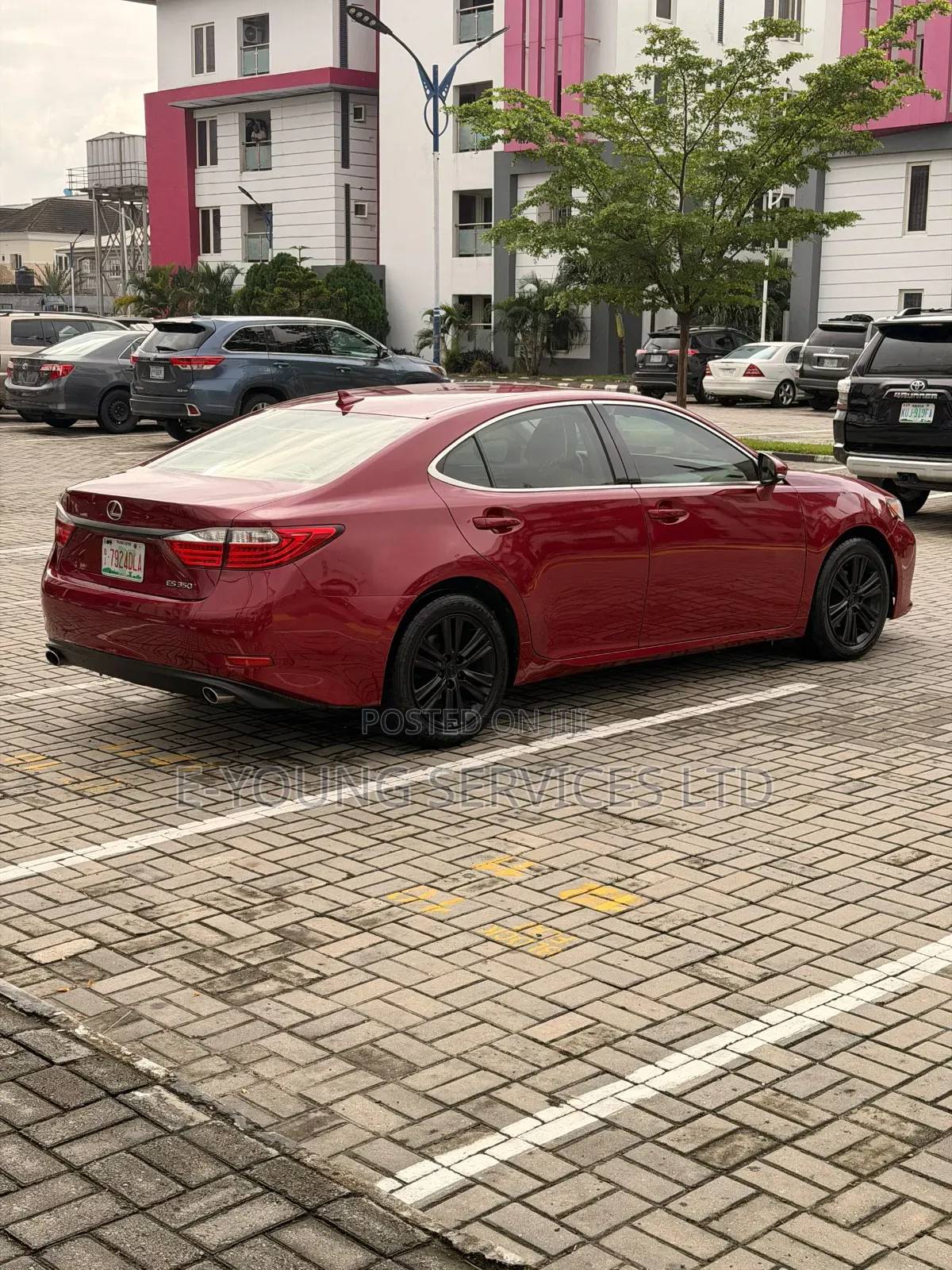 Lexus ES 2013 Red
