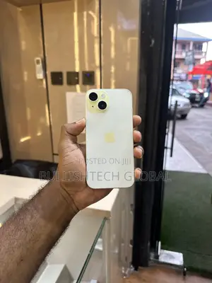 Apple iPhone 15 128 GB Yellow