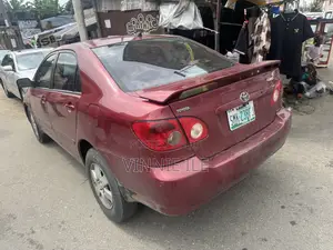 Toyota Corolla LE 2005 Red