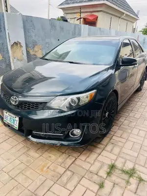 Toyota Camry 2013 Black