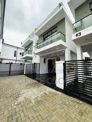 4bdrm Duplex in Ikota for sale