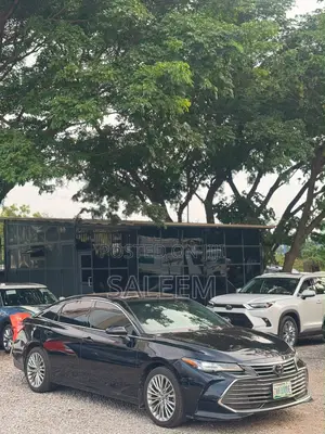 Toyota Avalon 2018 Black