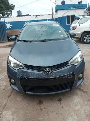 Toyota Corolla S Plus 4dr Sedan (1.8L 4cyl CVT) 2014 Green