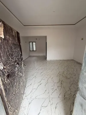 3bdrm Apartment in Wetland, Kiami for sale