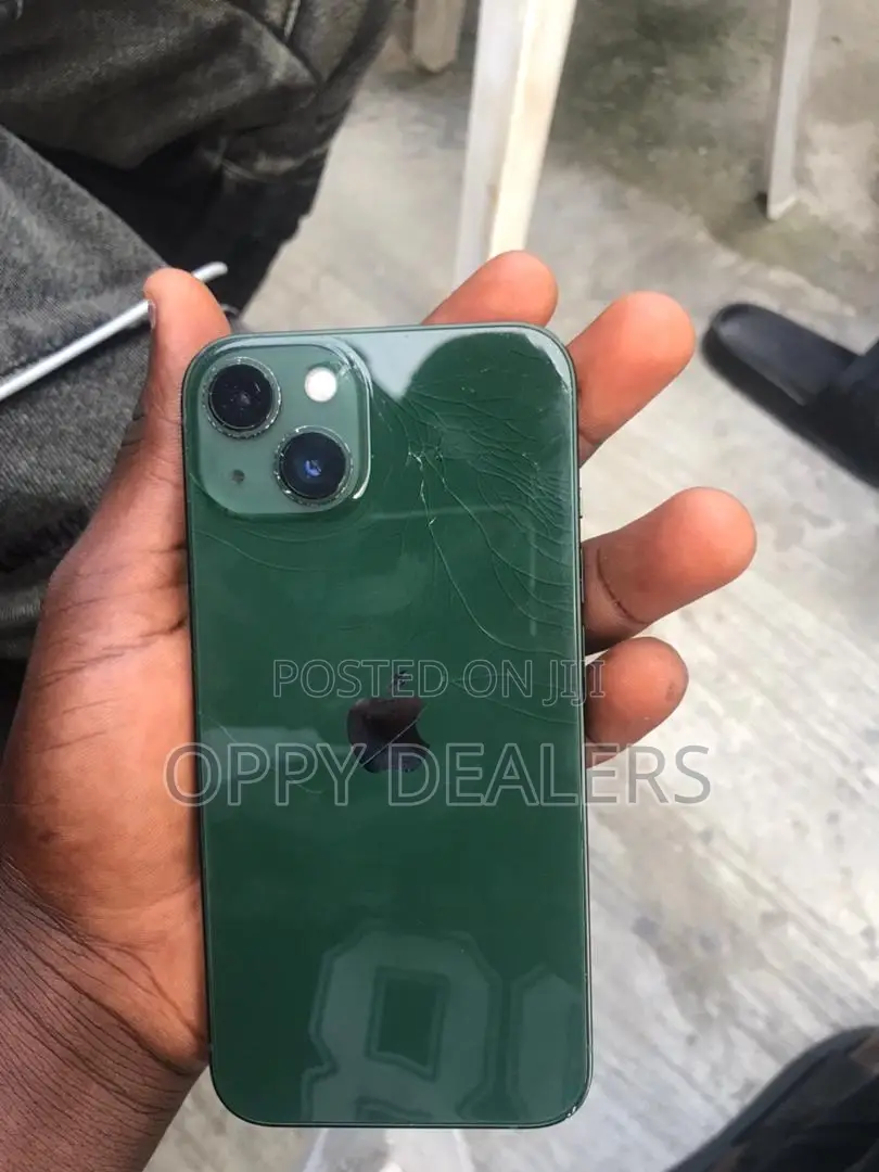 Apple iPhone 13 128 GB Green