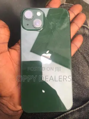 Apple iPhone 13 128 GB Green