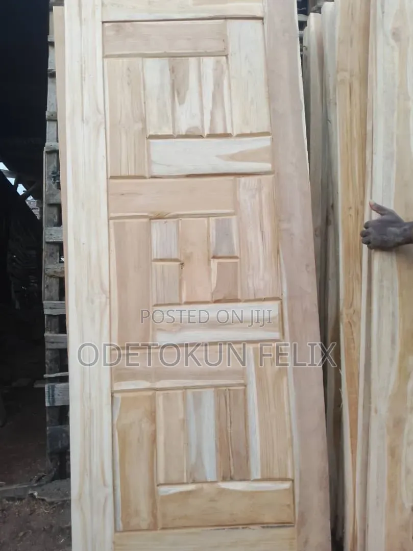 I Am Selling Wood Doors