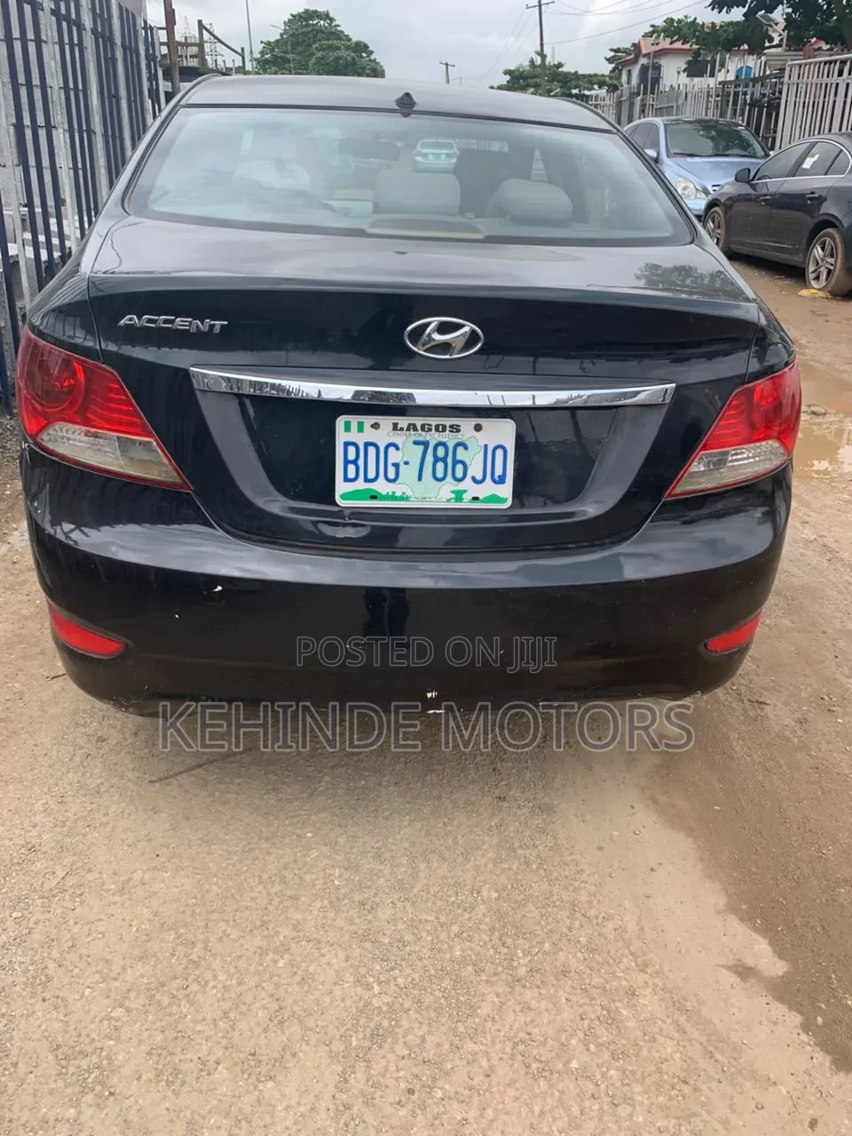Hyundai Accent SE 2012 Black