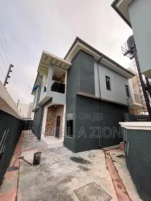 4bdrm Duplex in Orchid Road, Olokonla for rent