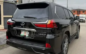 Lexus LX 570 AWD 2016 Black