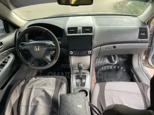 Honda Accord 2007 Silver