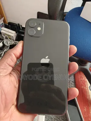 Apple iPhone 11 64 GB Black
