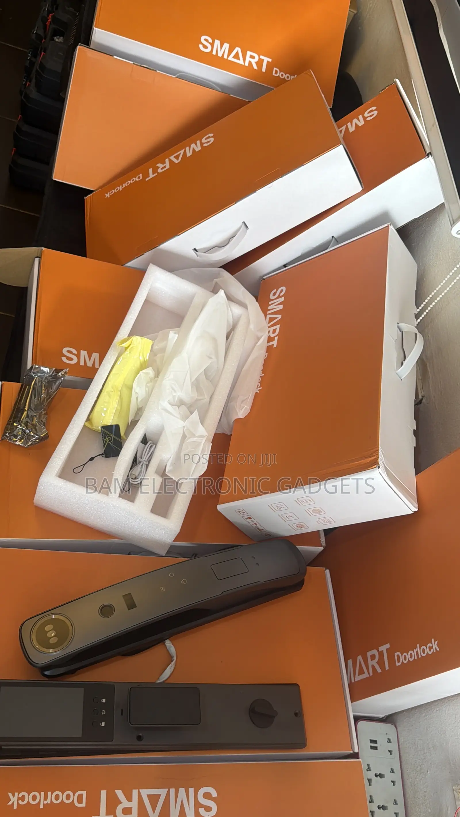Tuya Smart Door Lock With Fingerprint Face ID