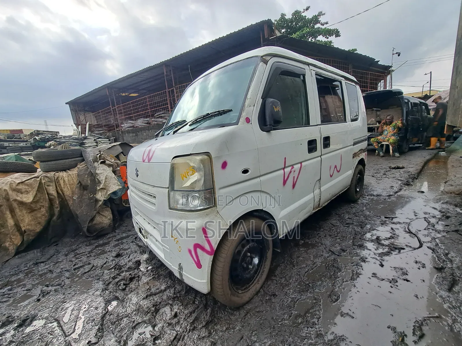 Suzuki Every 2012 White