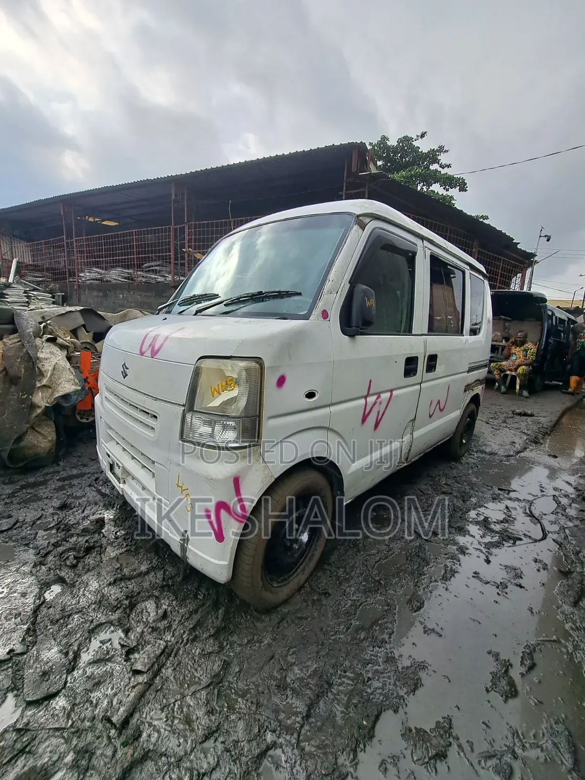 Suzuki Every 2012 White