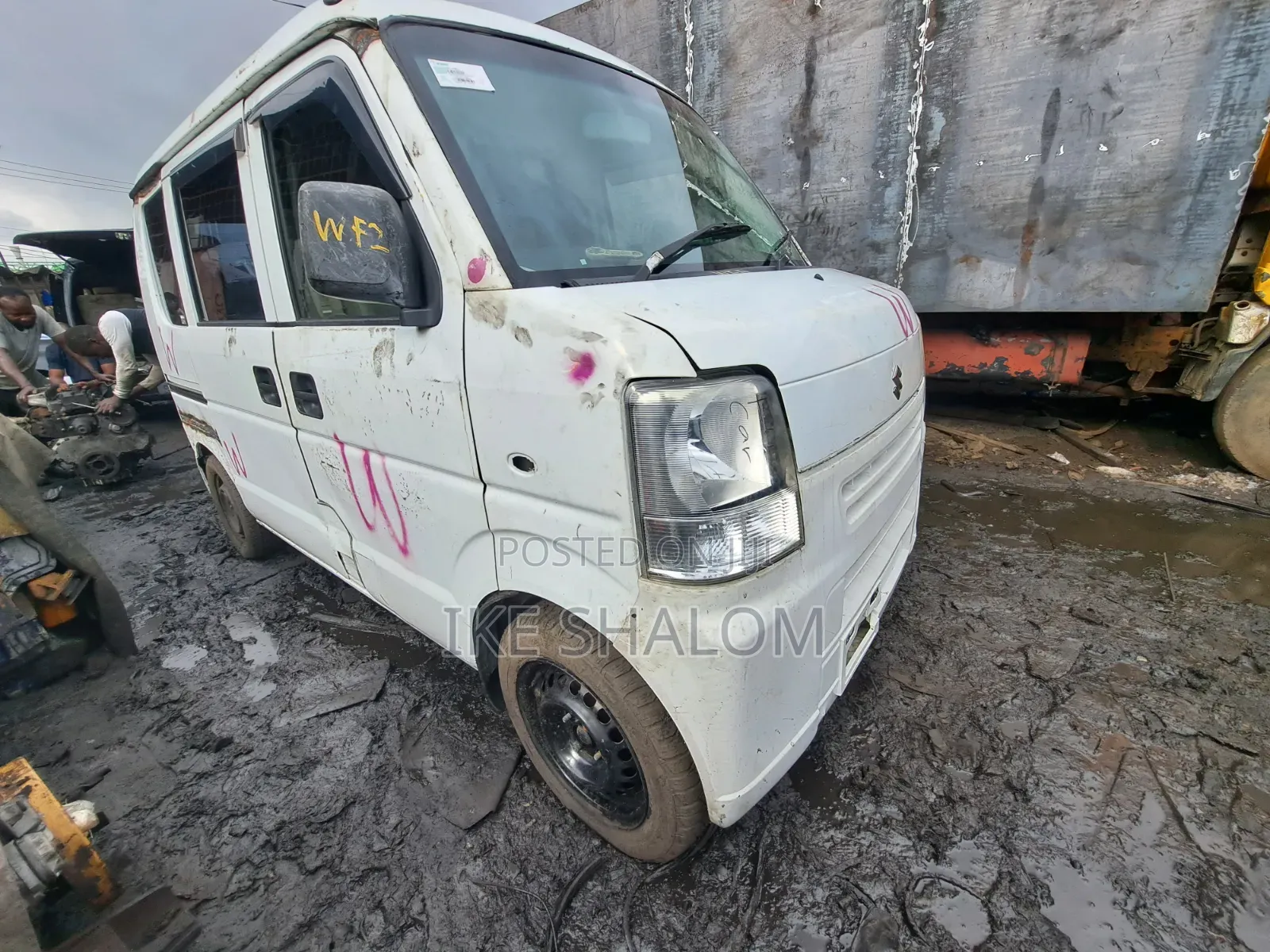 Suzuki Every 2012 White