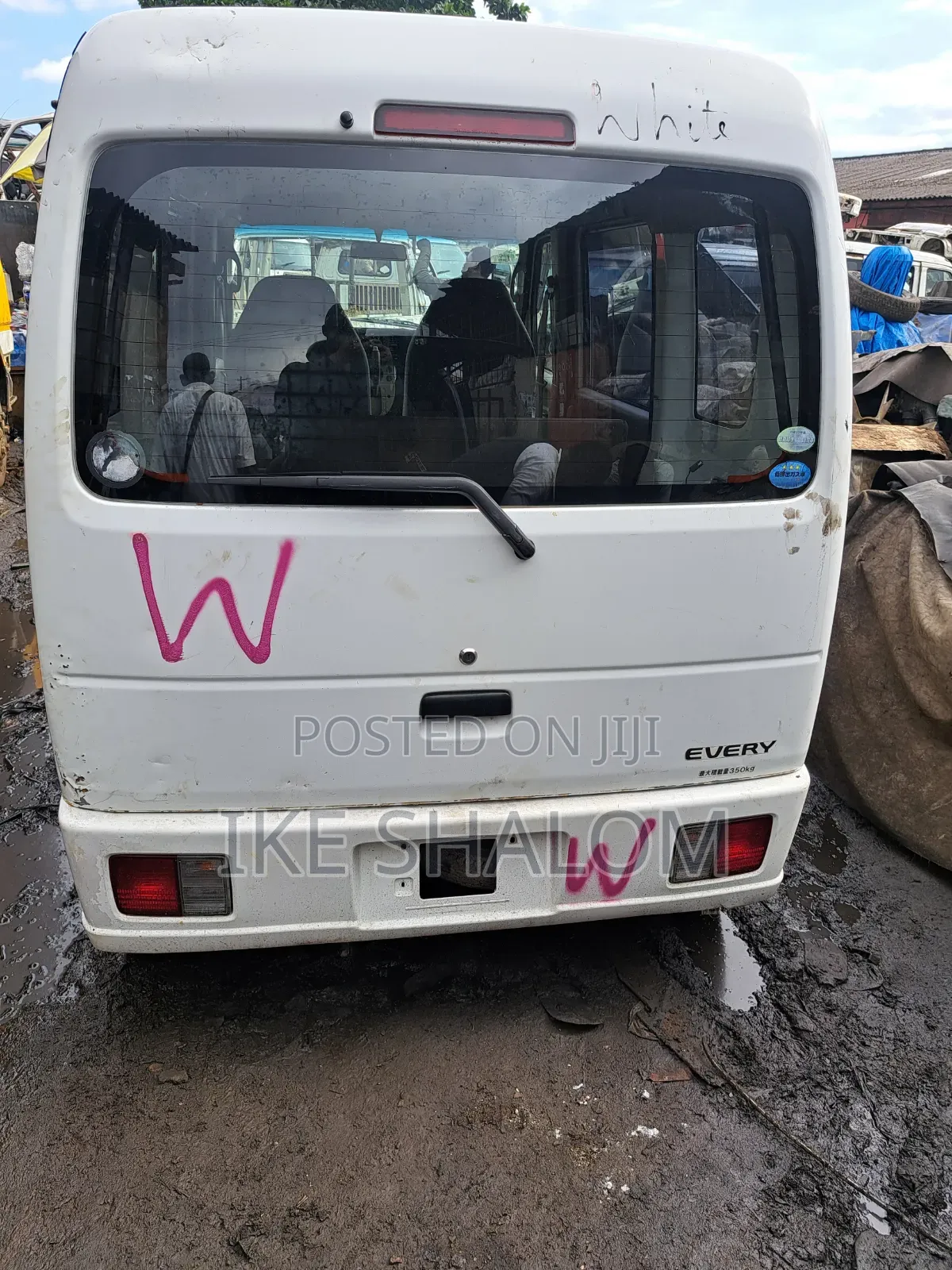 Suzuki Every 2012 White