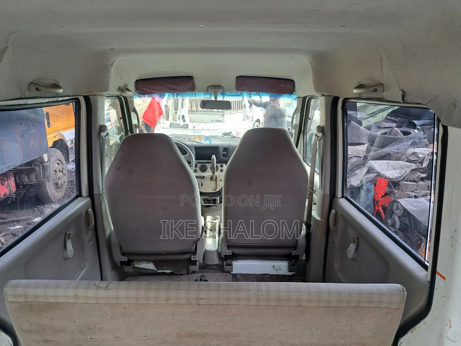 Suzuki Every 2012 White