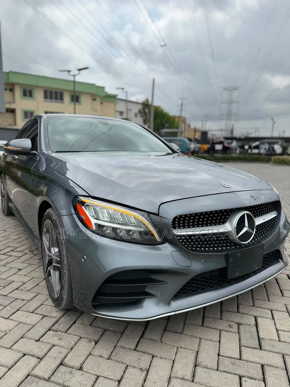 Mercedes-Benz C300 2021