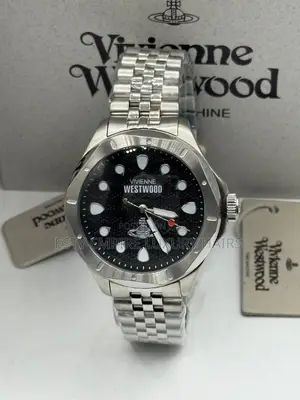 High Quality Luxury Vivienne Westwood Wristwatch