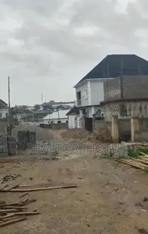 150sqm, Residential, FCDA C of O and Tarred Road