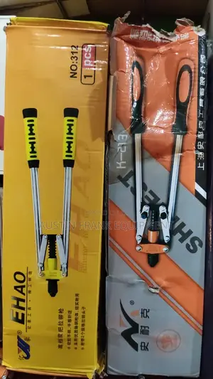 Heavy-Duty Double-Handle Hand Riveter.