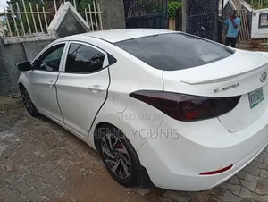 Hyundai Elantra 2013 White