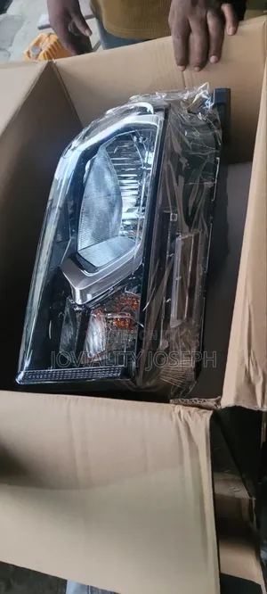 Full Light Maxus T60