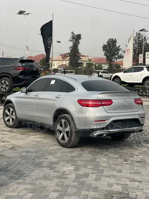 Mercedes-Benz GLC-Class 2018 Silver