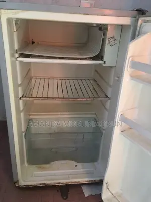 Medium Refrigerator