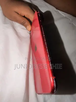 Apple iPhone 11 128 GB Red