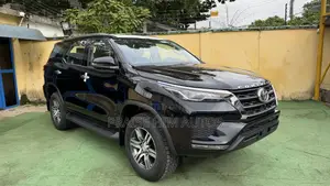 New Toyota Fortuner 2025 Black