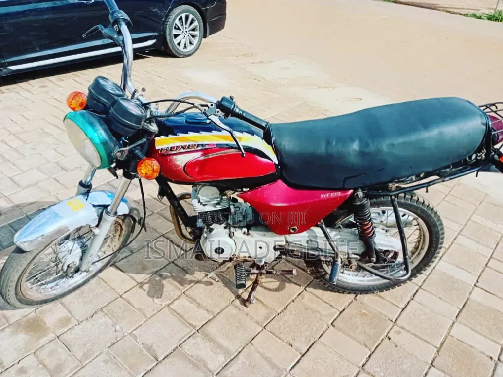 Bajaj Boxer 100 2021 Red