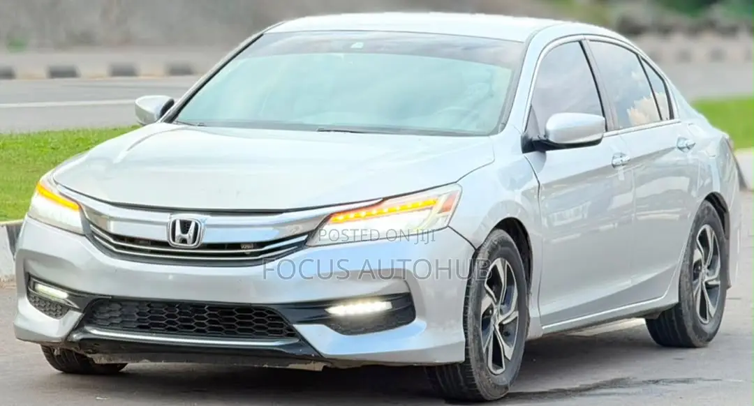 Honda Accord 2016 Silver