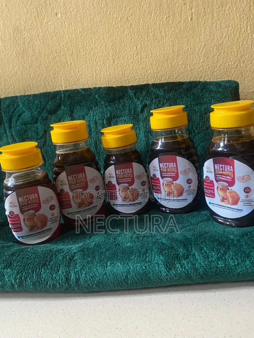 Nectura Raw Pure Honey