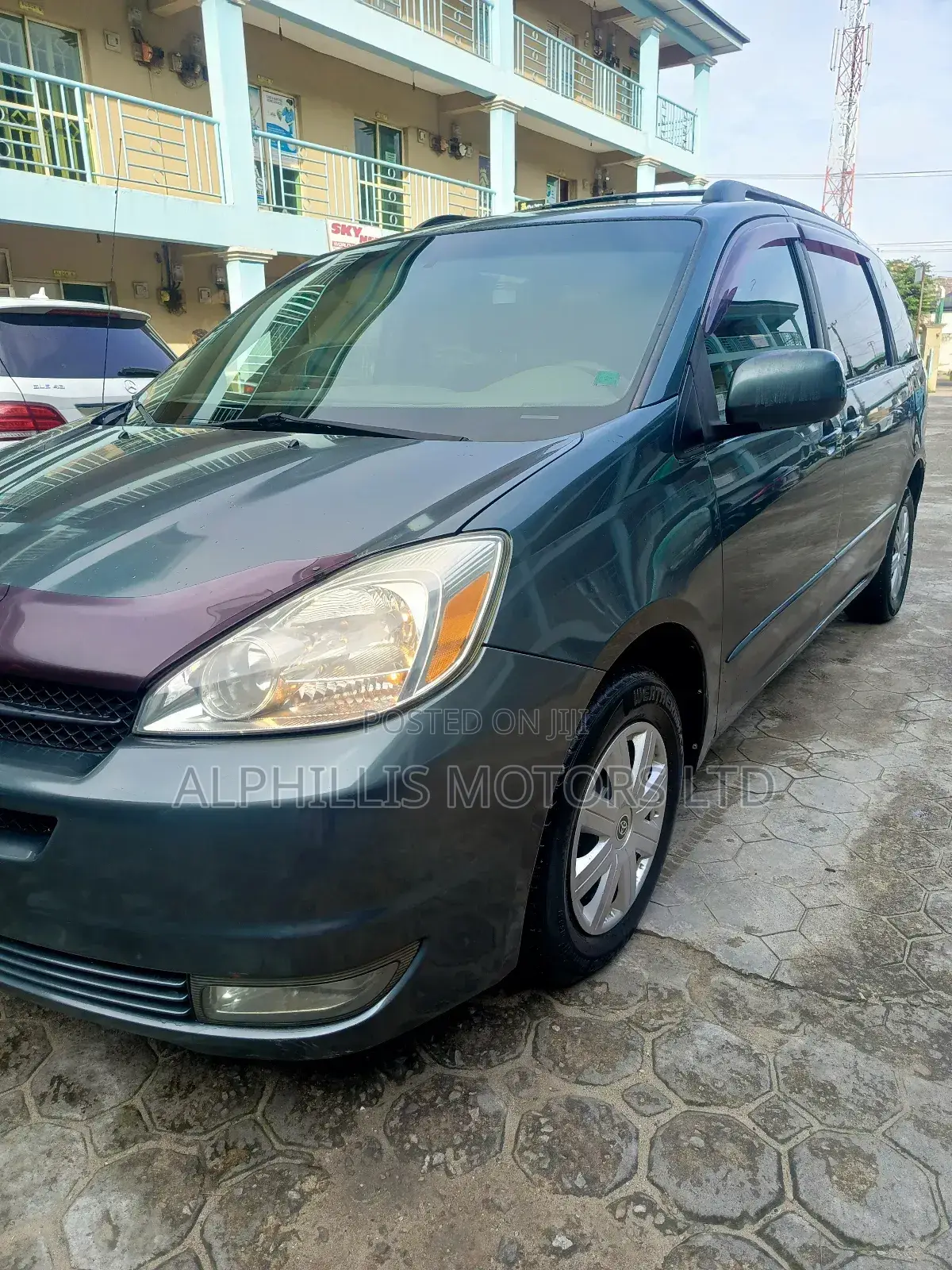 Toyota Sienna 2004 Green