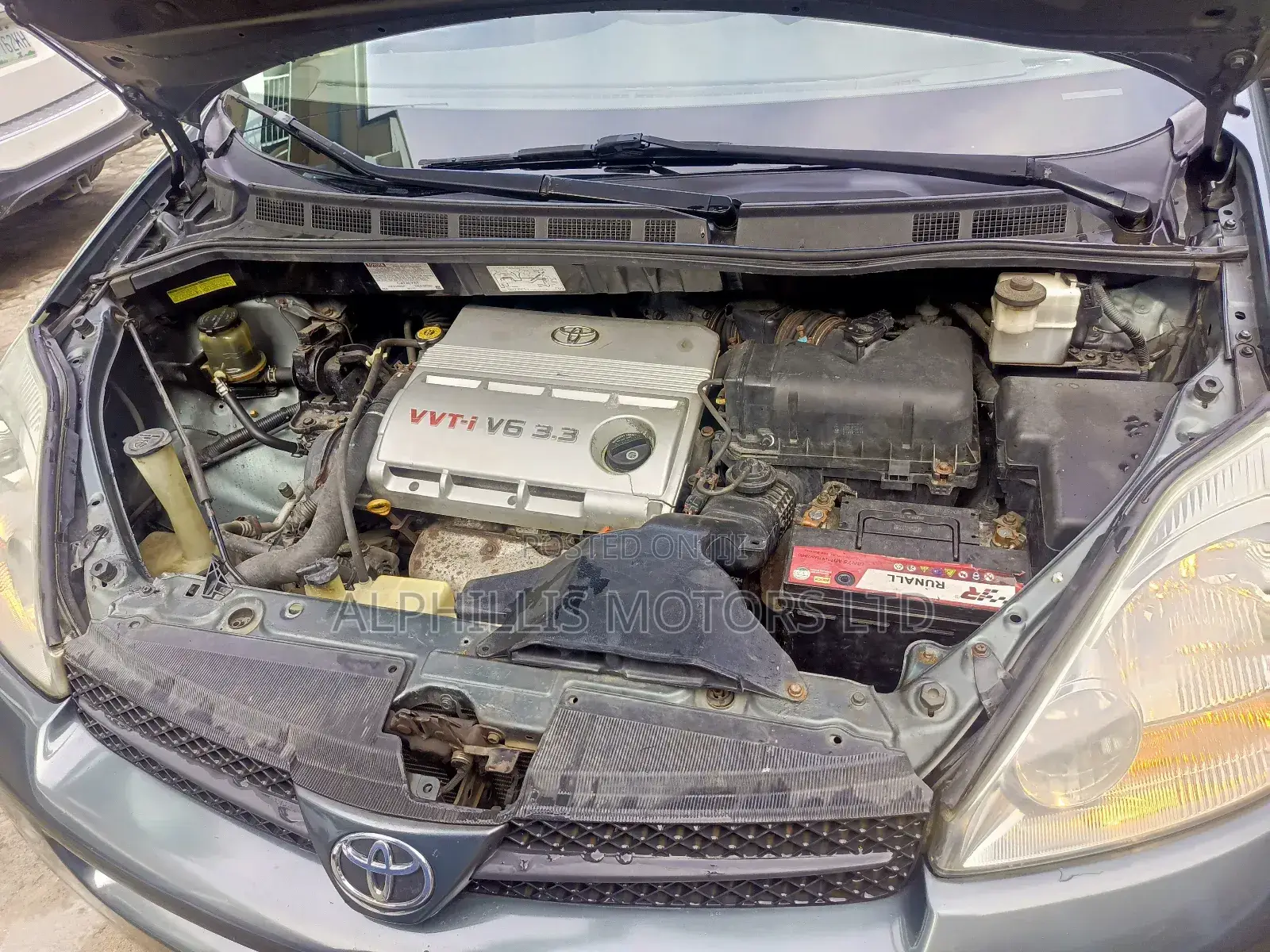 Toyota Sienna 2004 Green