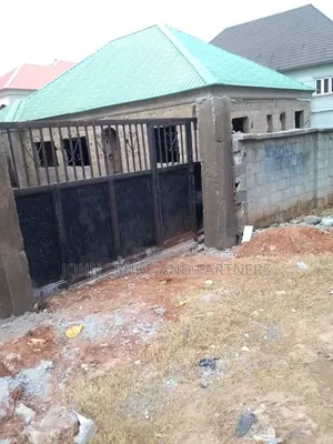3bdrm Bungalow in Citzen Avenue, Dawaki for sale