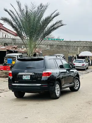 Toyota Highlander 2012 Black