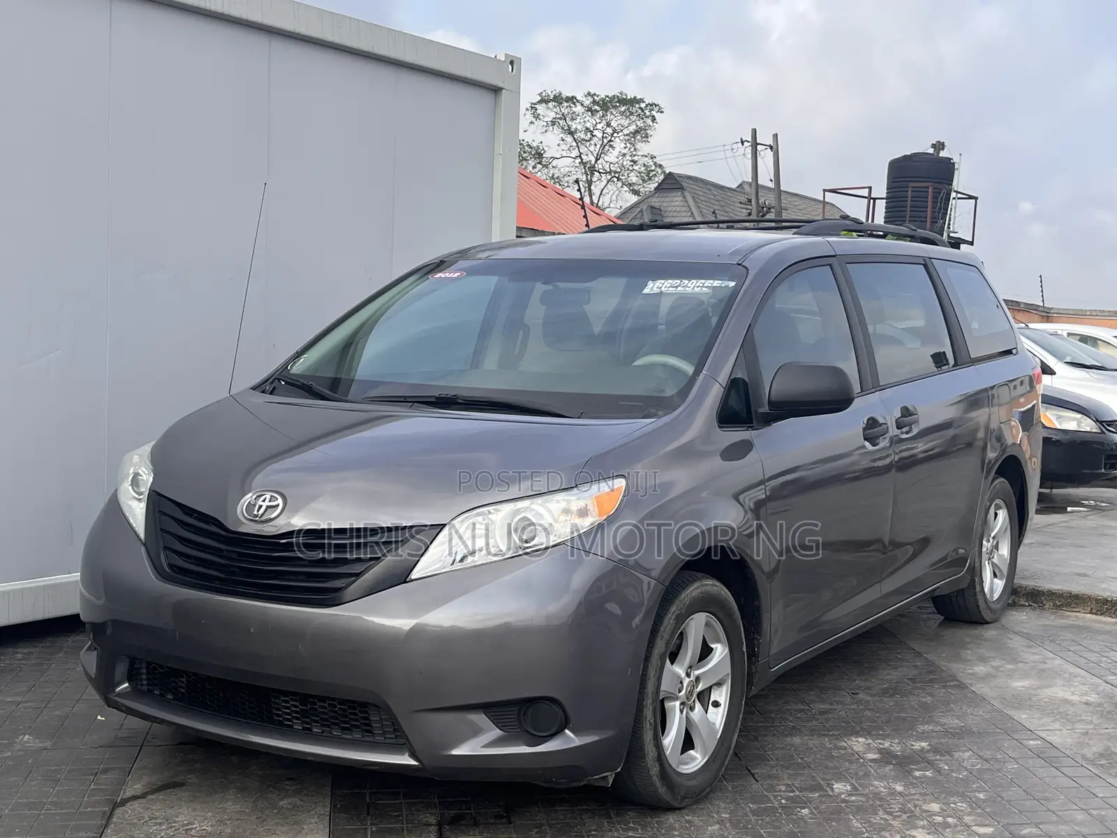 Toyota Sienna 2012 Gray