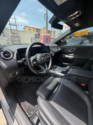 Mercedes-Benz GLA-Class 2022 Silver