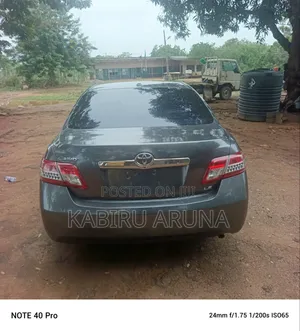 Toyota Camry 2010 Gray