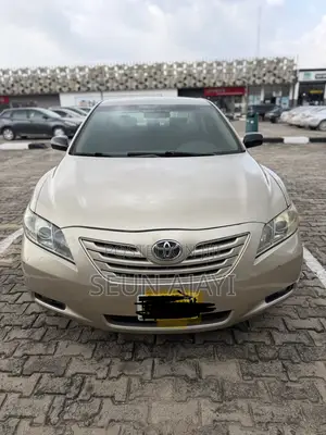 Toyota Camry LE 4dr Sedan (2.4L 4cyl 5A) 2007 Gold