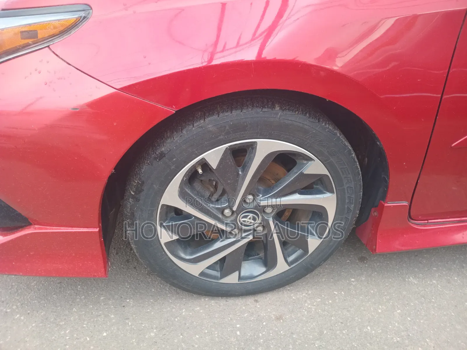 Toyota Corolla 2018 Red